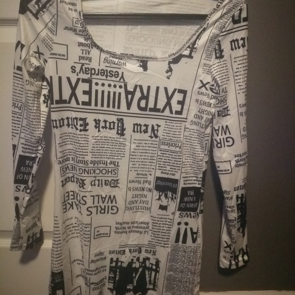 Mini dress long sleeved. - Picture 7 of 8